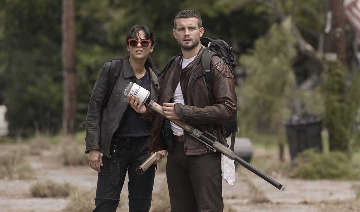 The Walking Dead retorna de hiato, enquanto temos a estreia de The Walking Dead: World Beyond (AMC/Reprodução; AMC/Reprodução)