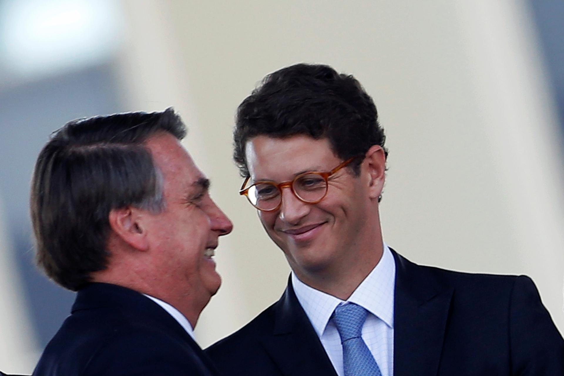 Jair Bolsonaro, presidente da República, e Ricardo Salles, ministro do Meio Ambiente.