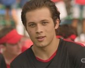 Legacies 3ª temporada: Leo Howard integrará elenco principal