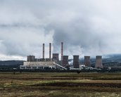 Energia nuclear não reduz emissão de carbono, revela estudo