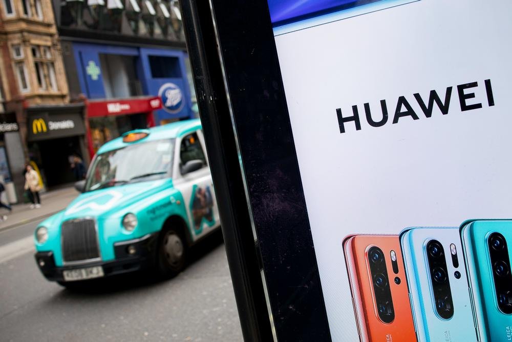 O comitê recomenda eliminar a Huawei das redes de telecomunicações britânicas em até sete anos.
