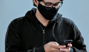 Cuidado: suposta doação de máscaras da Adidas no WhatsApp é golpe