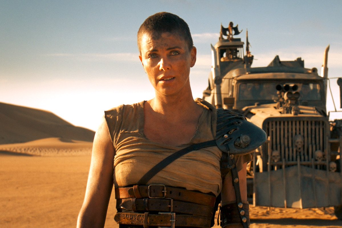 Charlize Theron como Furiosa em 'Mad Max: Estrada da Fúria'