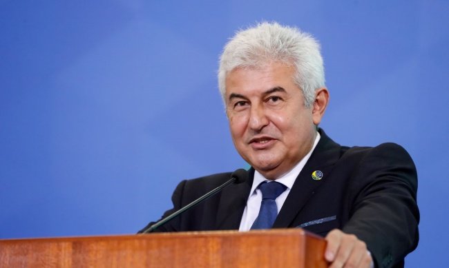 Voluntário no ensaio clínico, o ministro Marcos Pontes participou do anúncio da conclusão da pesquisa.