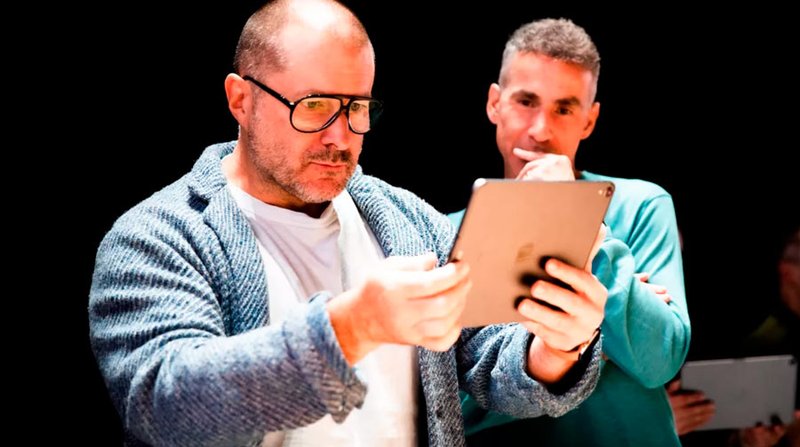 Jony Ive é responsável pelo design dos principais produtos da Apple nos últimos anos