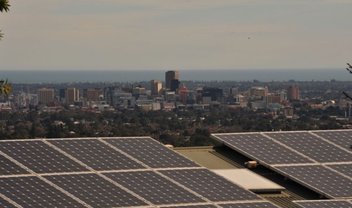 Região da Austrália passa uma hora usando apenas energia solar