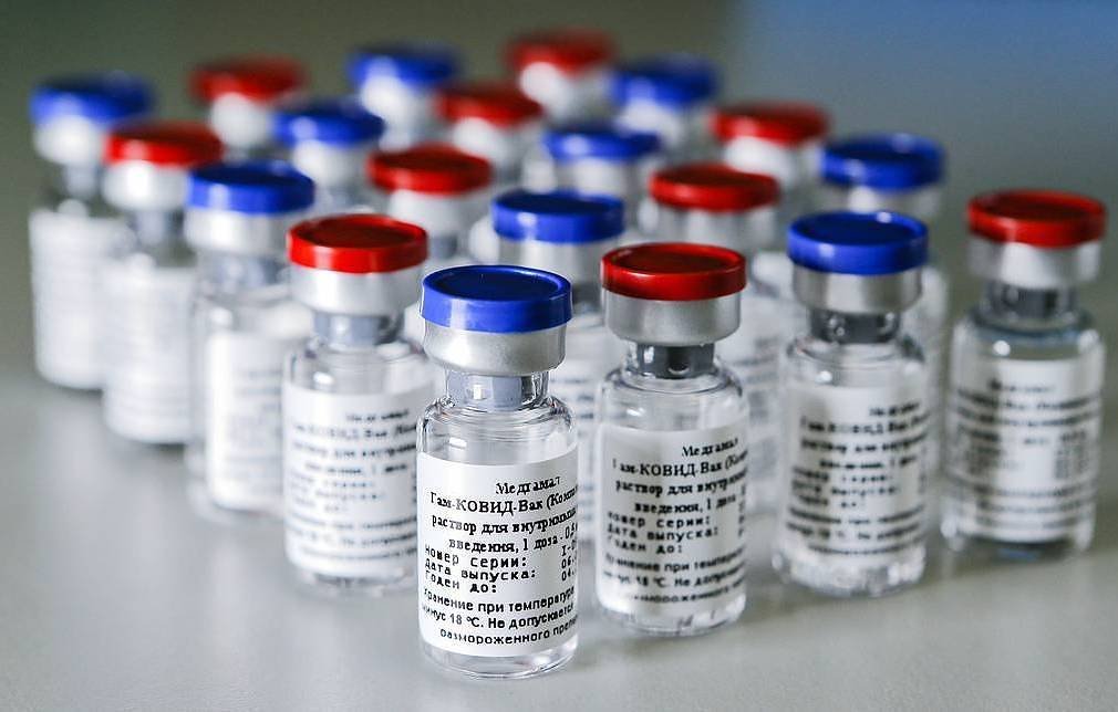 Rússia enviou pedido de aprovação de uso emergencial de vacina à OMS.