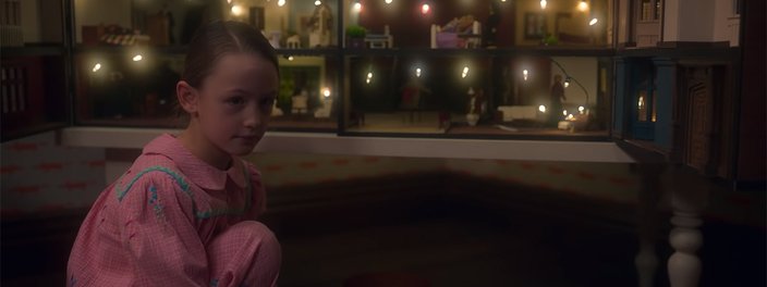 Imagem de: A Maldição da Mansão Bly: doc explica o universo da série da Netflix
