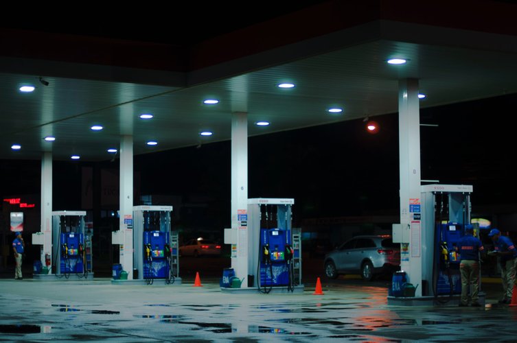 Interesse por carros movidos a gasolina está diminuindo na Europa.