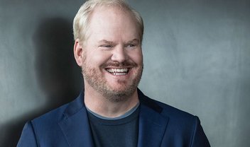 Jim Gaffigan entra para o elenco da 2ª temporada de Stargirl