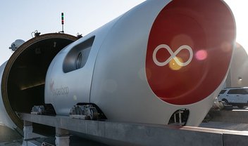 Hyperloop de passageiros faz 1ª viagem com sucesso