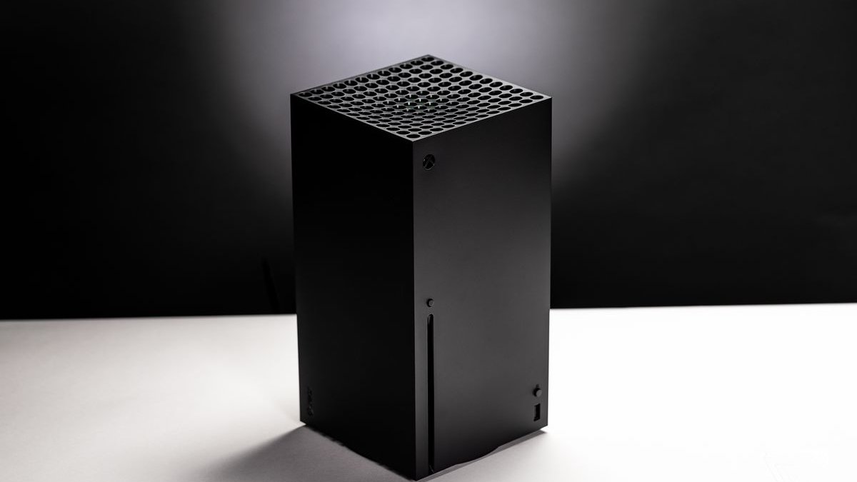 Alguém ligou o Xbox Series X em uma TV de tubo