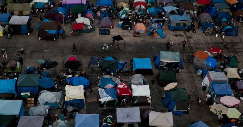 A pandemia agravou a crise econômica e, consequentemente, a pobreza nos EUA.