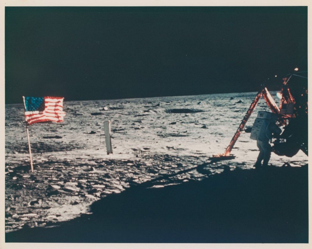 A única imagem do astronauta Neil Armstrong na superfície da Lua, em julho de 1969.