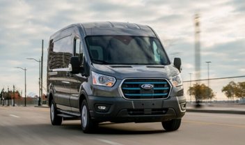 Van elétrica Ford E-Transit é revelada com 350 km de autonomia