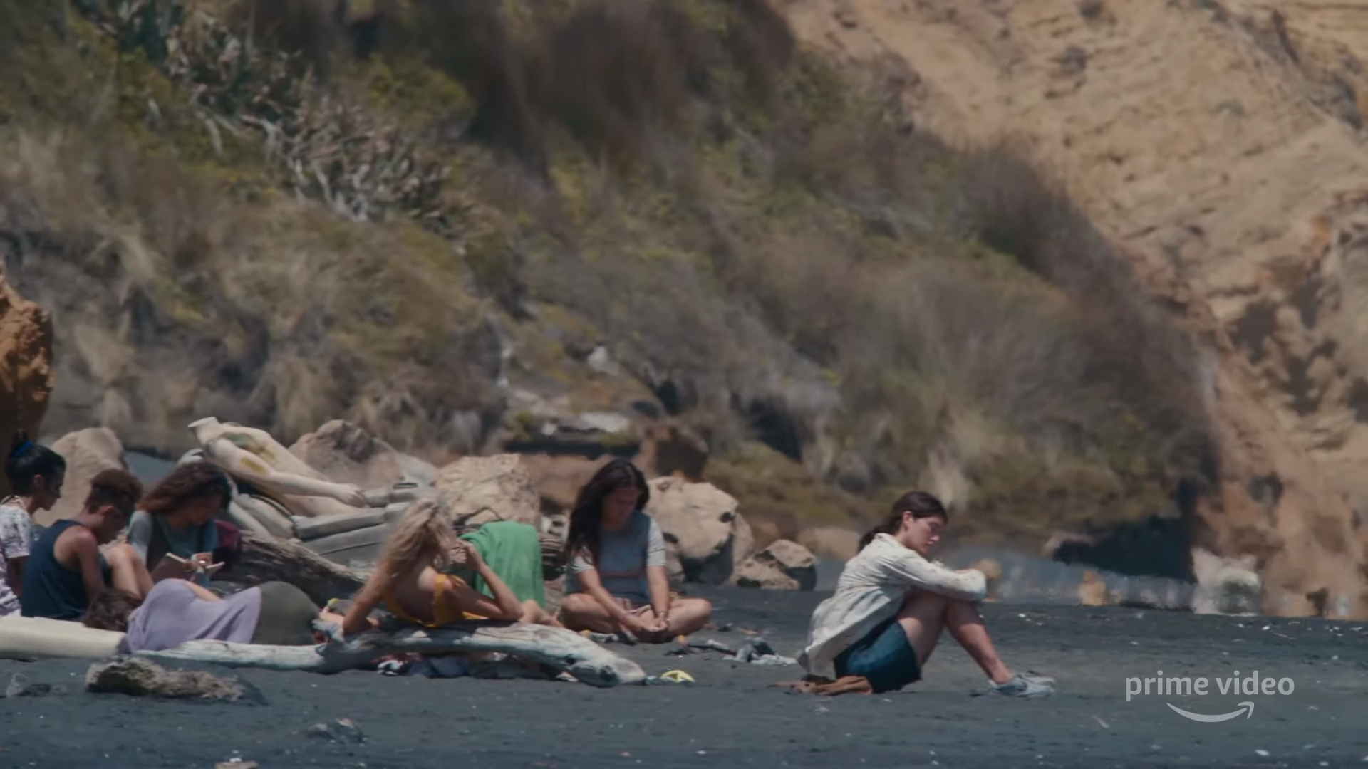 The Wilds”: grupo de garotas tenta sobreviver em uma ilha deserta em  trailer de série do Prime Video