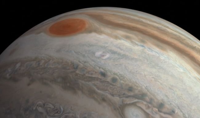 A Grande Mancha Vermelha de Júpiter.