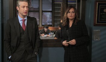 Law & Order 22x2: trama de violência doméstica é abordada (RECAP)