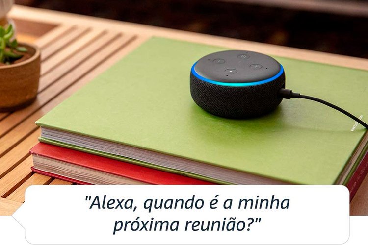 O Echo Dot pode ser utilizado para agendar compromissos em aplicativos de calendário, como o Google Agenda, por exemplo