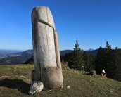 'Monólito' de madeira na Alemanha também some misteriosamente