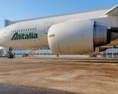 Alitalia faz 1º voo com 100% dos viajantes testados para covid-19