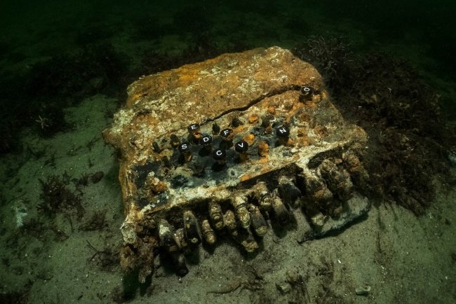 A máquina Enigma ficou mais de 70 anos no fundo do mar.