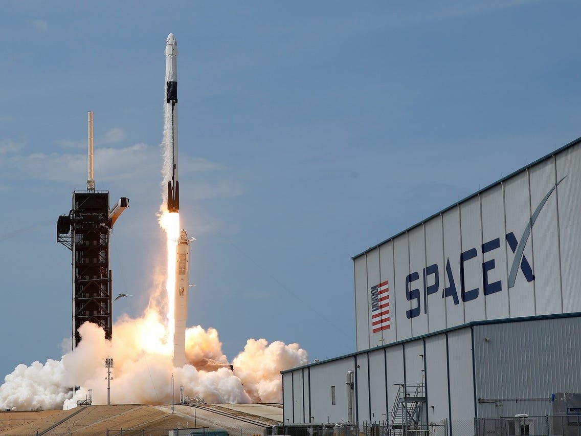 SpaceX é um exemplo da busca pela regulamentação do setor.