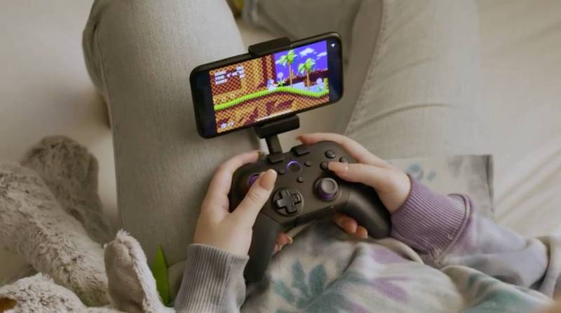 No Amazon Luna é possível jogar games AAA no celular.