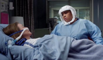 Grey’s Anatomy 17x6: médico desmaia e precisa de ajuda (RECAP)