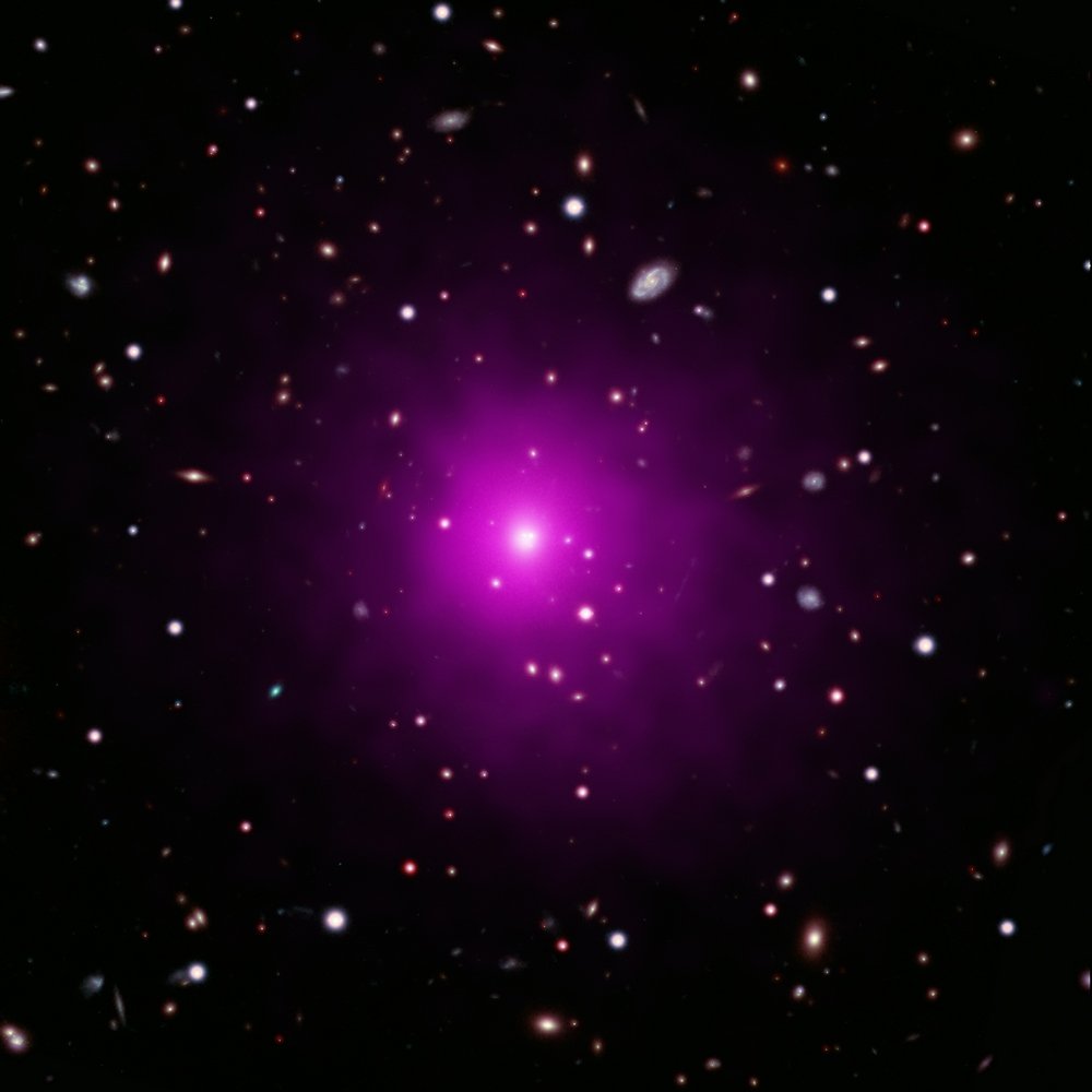 A galáxia central do aglometado Abell 2261.
