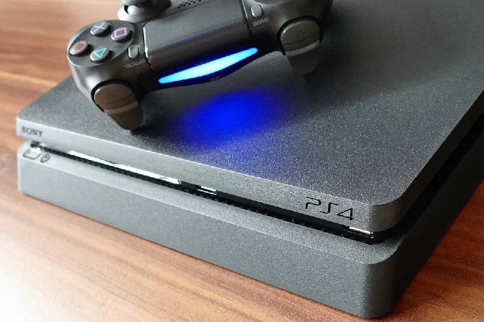 Console Playstation 4 Pro 1 TB Sony 4K com o Melhor Preço é no Zoom