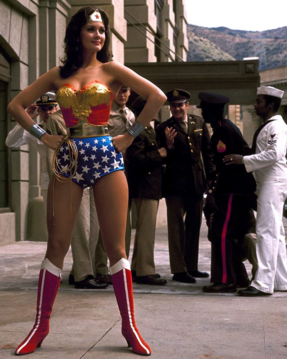 Lynda Carter viveu a Mulher-Maravilha na série de TV dos anos 1970.