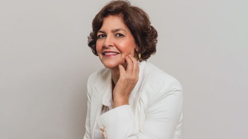 Simone Stringhini, médica dermatologista à frente da instituição.