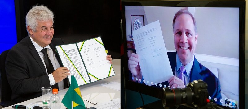 O ministro Marcos Pontes (à esquerda) e o administrador da NASA, Jim Bridenstine.