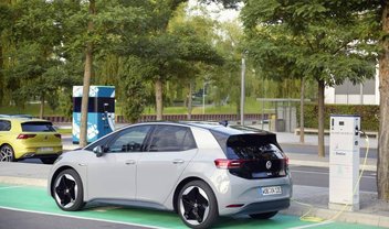 Volkswagen triplica venda de carros elétricos em 2020