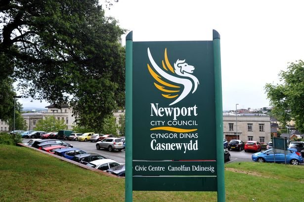 Câmera de Newport vê riscos na escavação do aterro sanitário.
