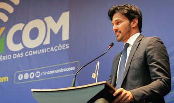 Ministro promete rádio FM em todos os celulares feitos no Brasil