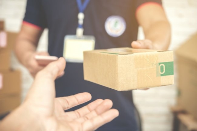 No Amazon Flex, motoristas particulares se cadastram para fazer entregas de mercadorias.