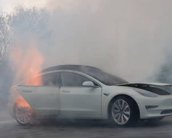 Como explodir um Tesla 3? Youtuber revela passo a passo de pegadinha