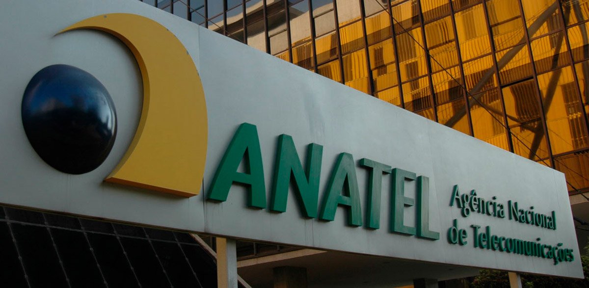 Além das telecomunicações, a Anatel também vai fiscalizar os serviços postais no Brasil