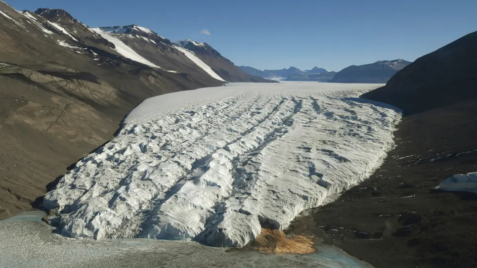 Pesquisa sobre lugar remoto na Antártica explica como mudanças ocorrem.