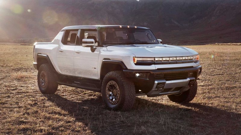 Quer a sua Hummer EV? Vai ter de aguardar.