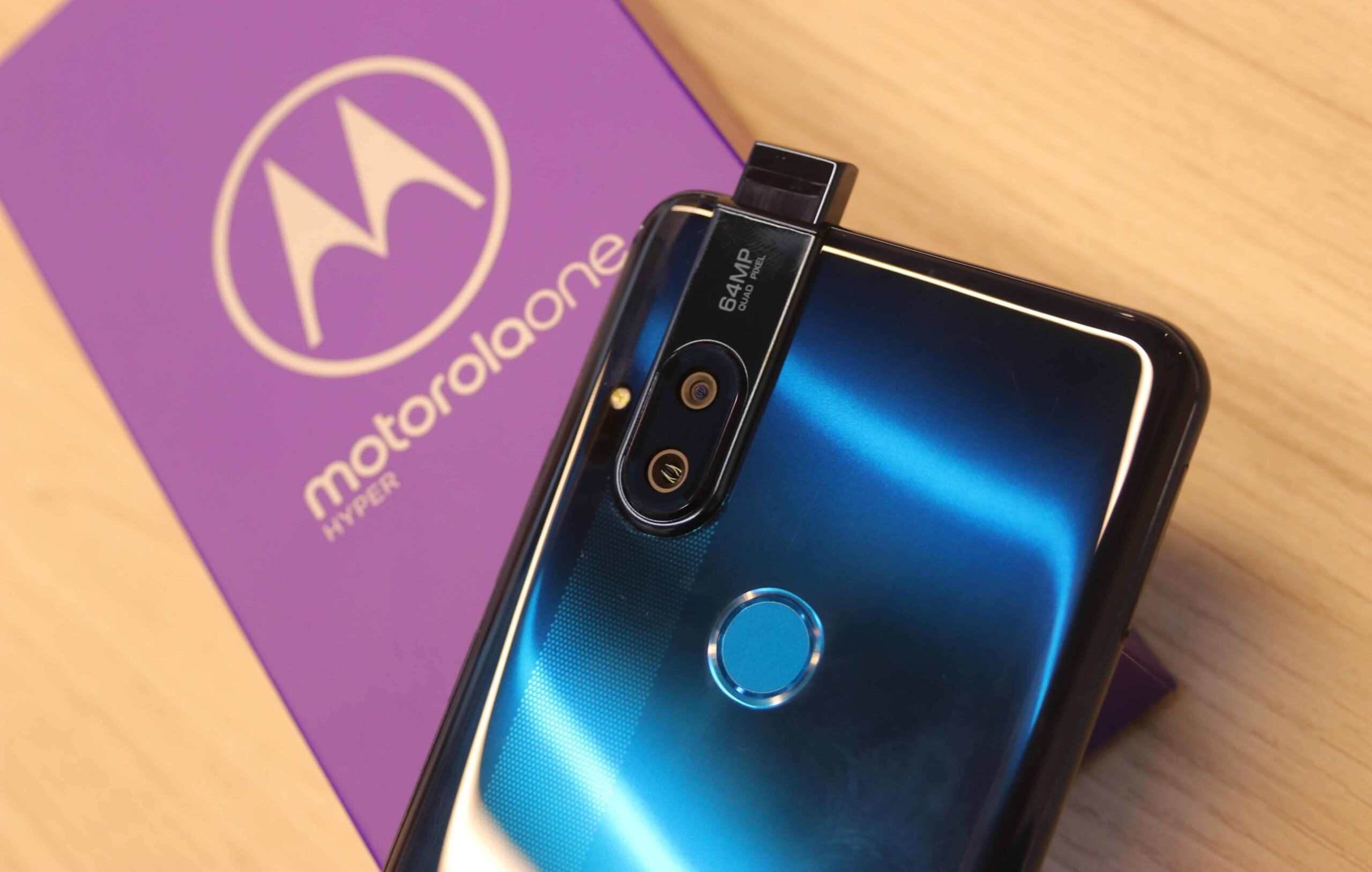 Motorola também está no páreo.