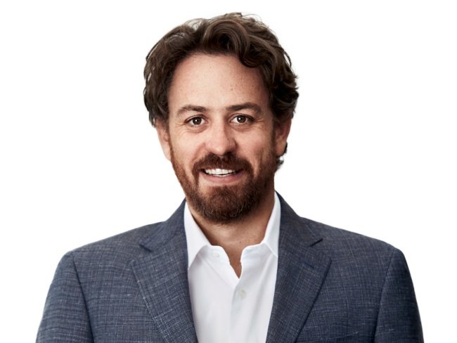 O chefe do WhatsApp afirma que o seu telefone principal é um Android, mas ele também diz ter um iPhone.