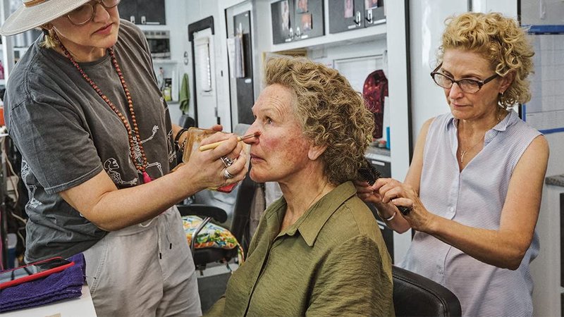 Era uma Vez um Sonho também concorre ao Oscar de Melhor Maquiagem e Cabelo.