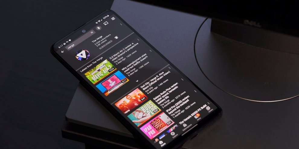 A tela do Samsung A51 é de 6,5 polegadas Full HD+