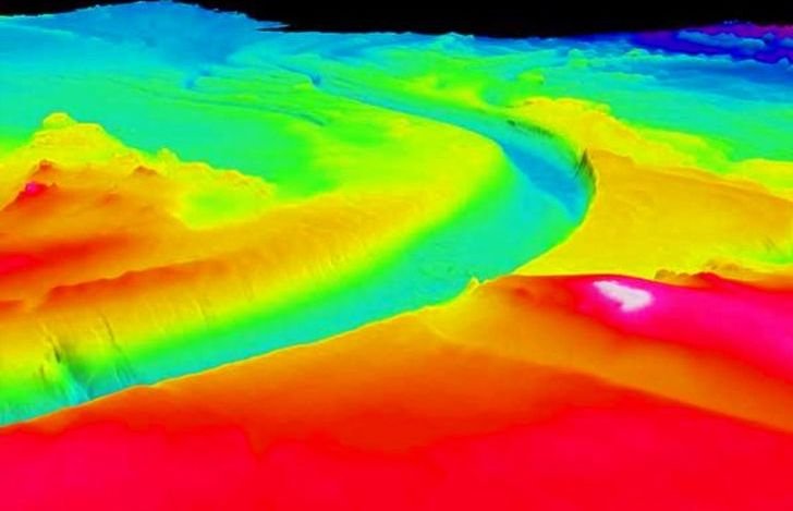 A imagem em 3D, feita por um radar, mostra o canal submarino do rio, no ponto em que o Estreito de Bósforo se encontra com o Mar Negro