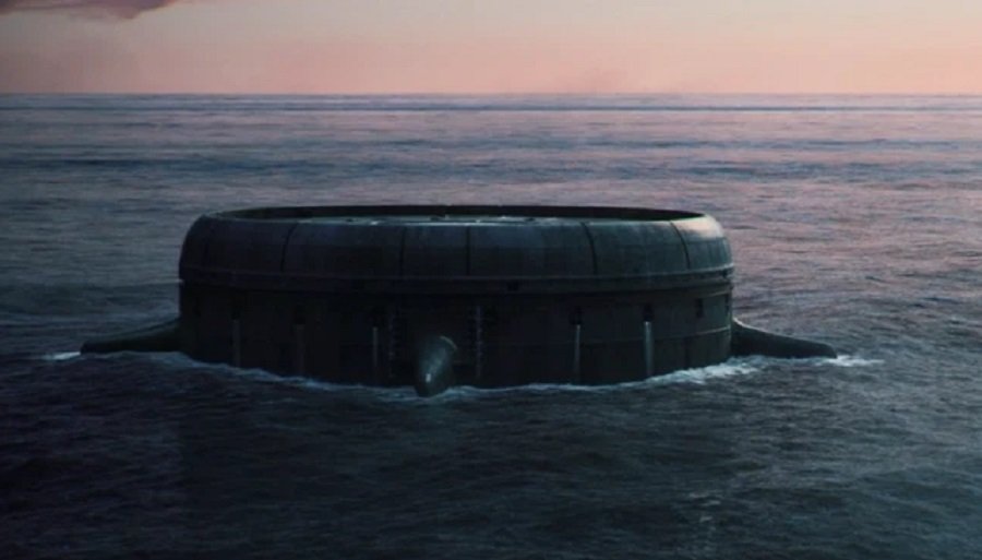 A prisão de segurança máxima está localizada no meio do oceano.(Disney+/Reprodução)