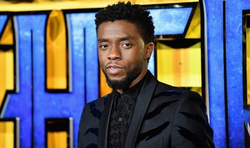 Oscar 2021: Anthony Hopkins homenageia Chadwick Boseman após vencer