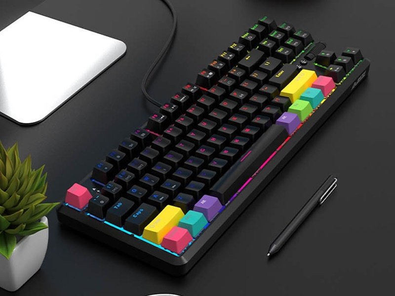 O teclado Ajazz K870T é mecânico e ótimo para jogos. (Fonte: AliExpress/reprodução)